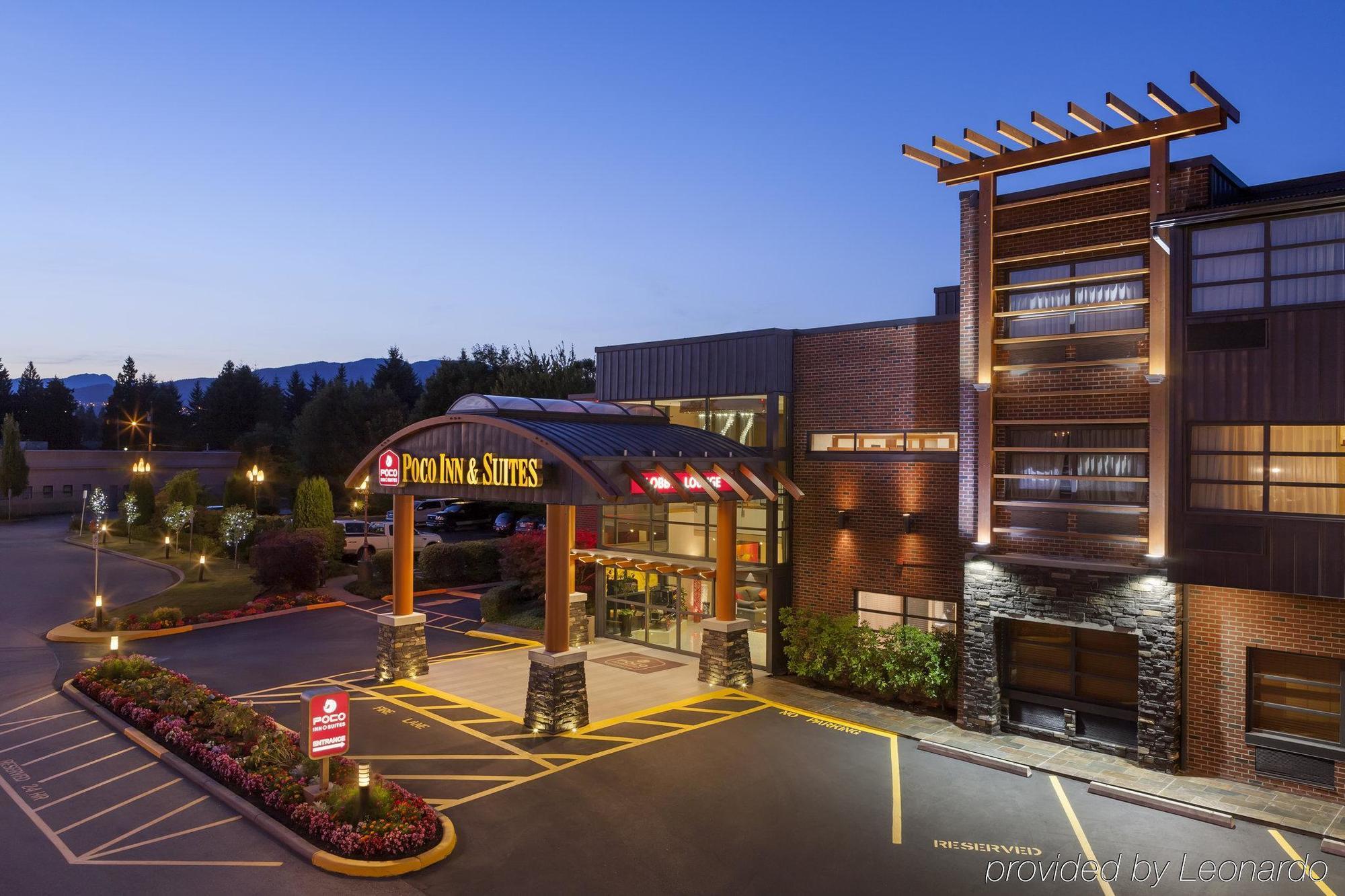 Poco Inn And Suites Hotel And Conference Center Port Coquitlam Esterno foto