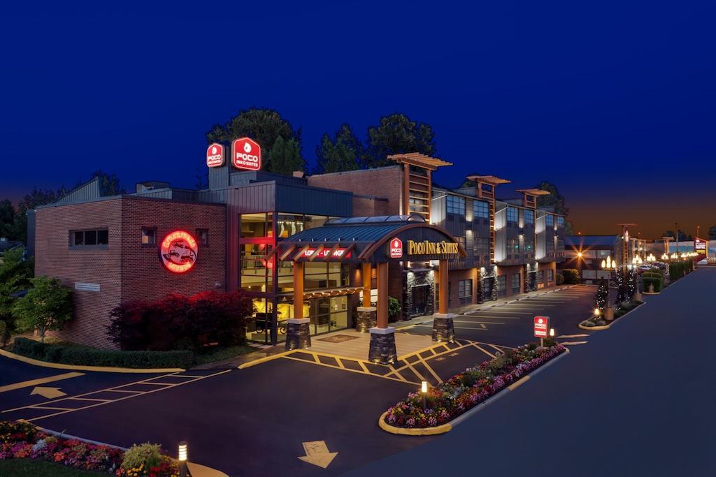 Poco Inn And Suites Hotel And Conference Center Port Coquitlam Esterno foto